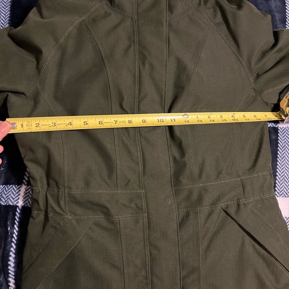 The North Face Jacket with Hood. - Picture 13 of 14